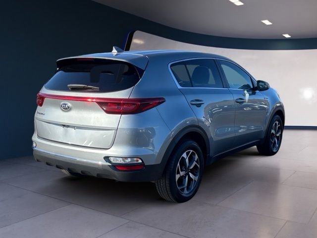 Used 2020 Kia Sportage LX image 5