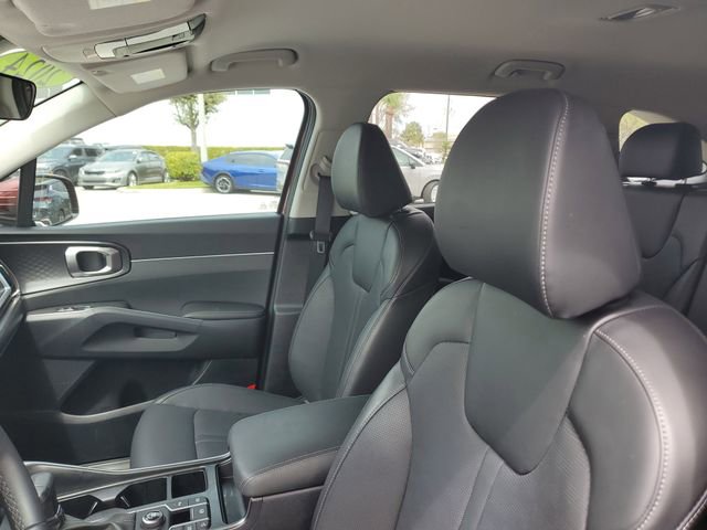 Certified 2024 Kia Sorento S image 12