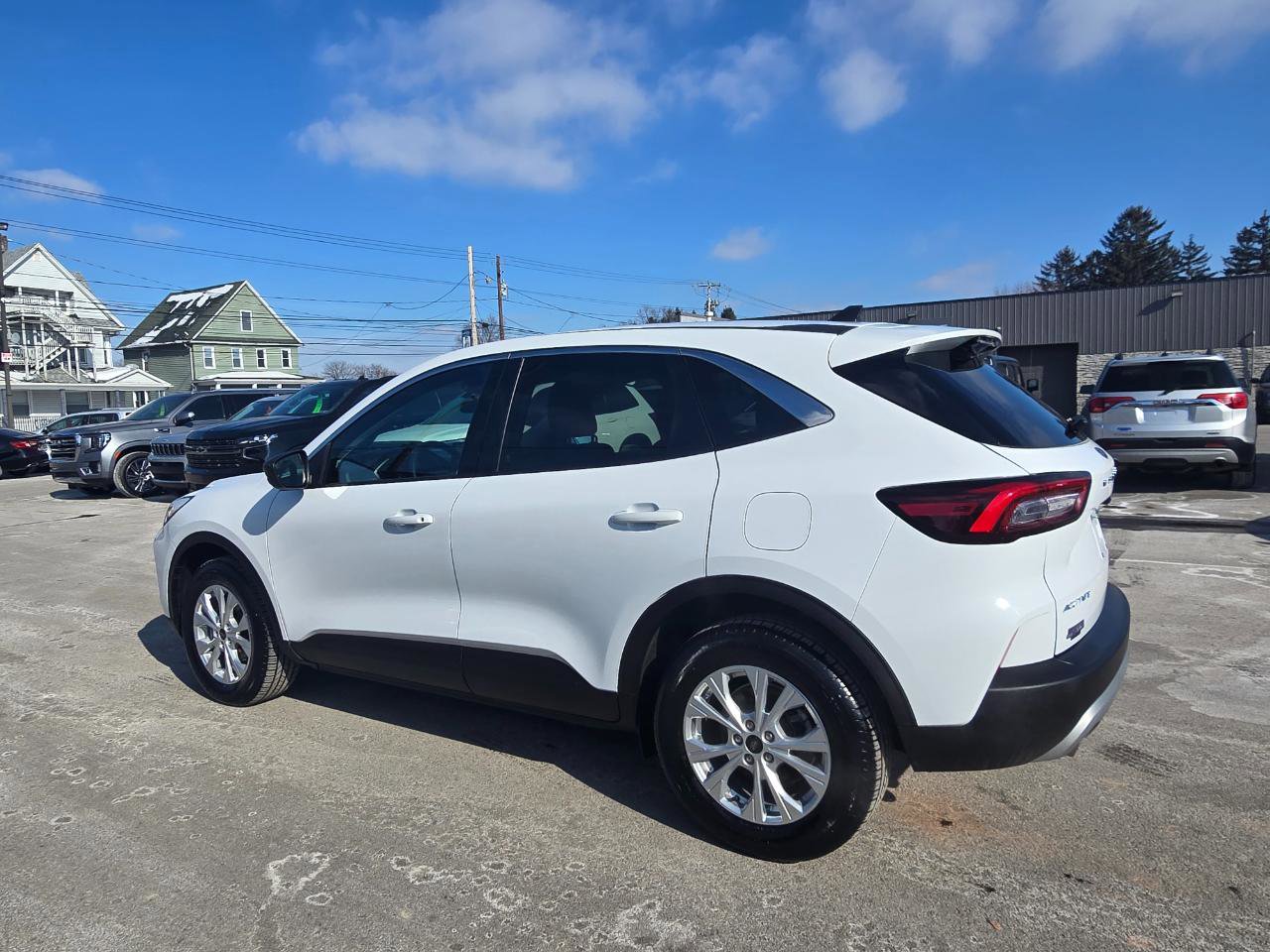 Used 2023 Ford Escape Active image 4