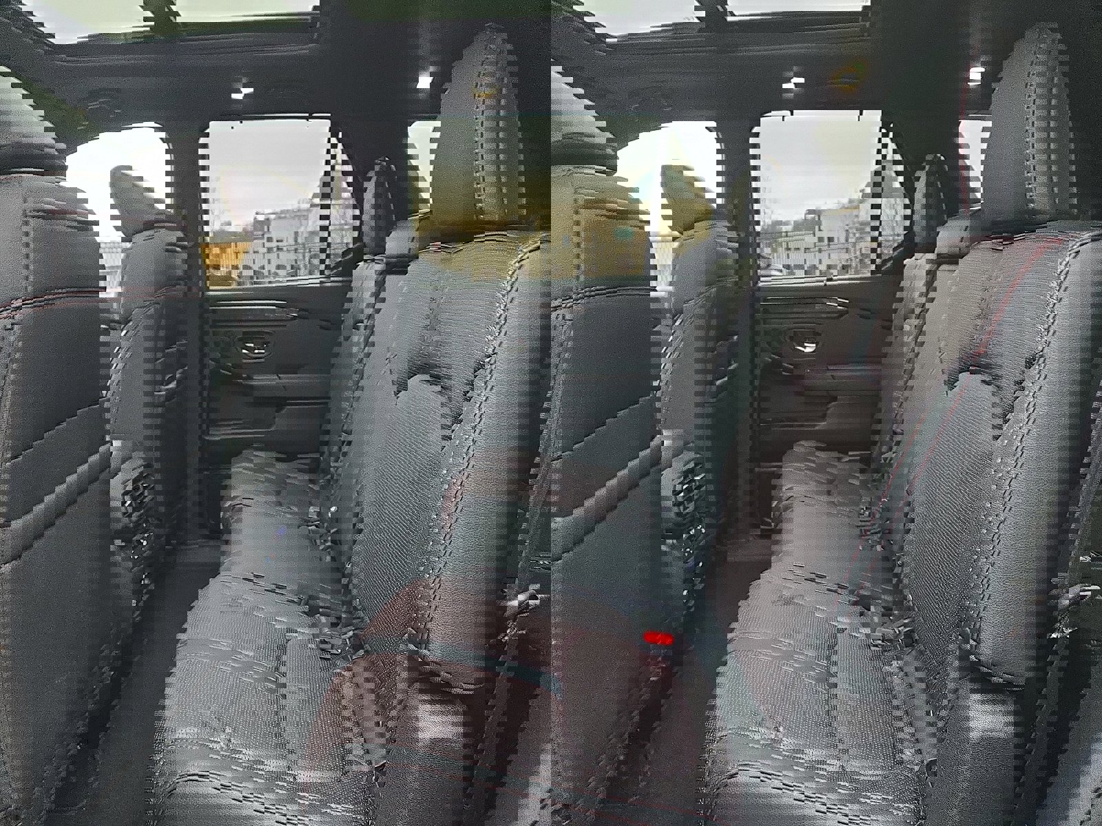 Used 2025 Honda Pilot Black Edition image 10