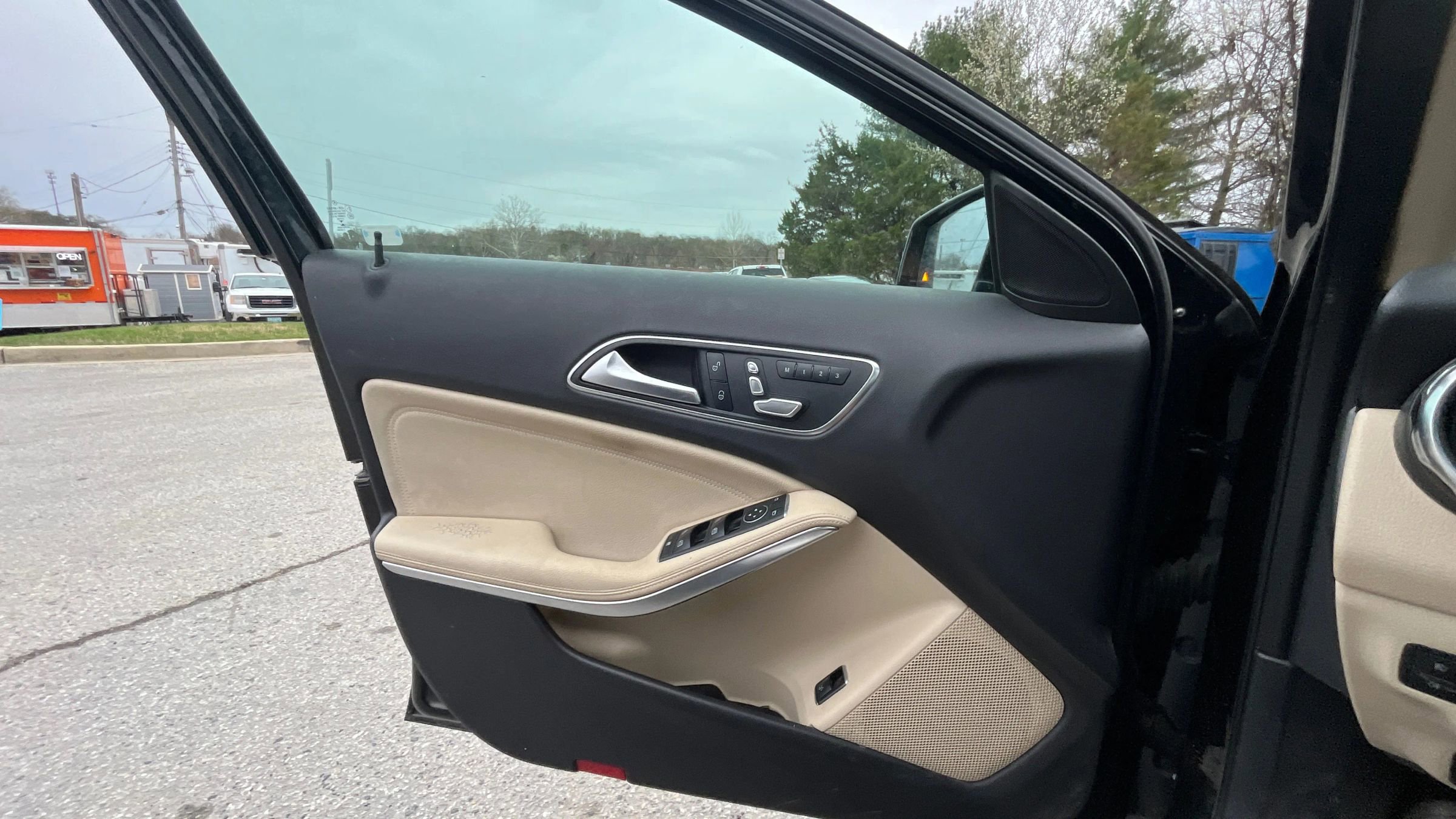 Used 2018 Mercedes-Benz GLA 250 4MATIC image 20