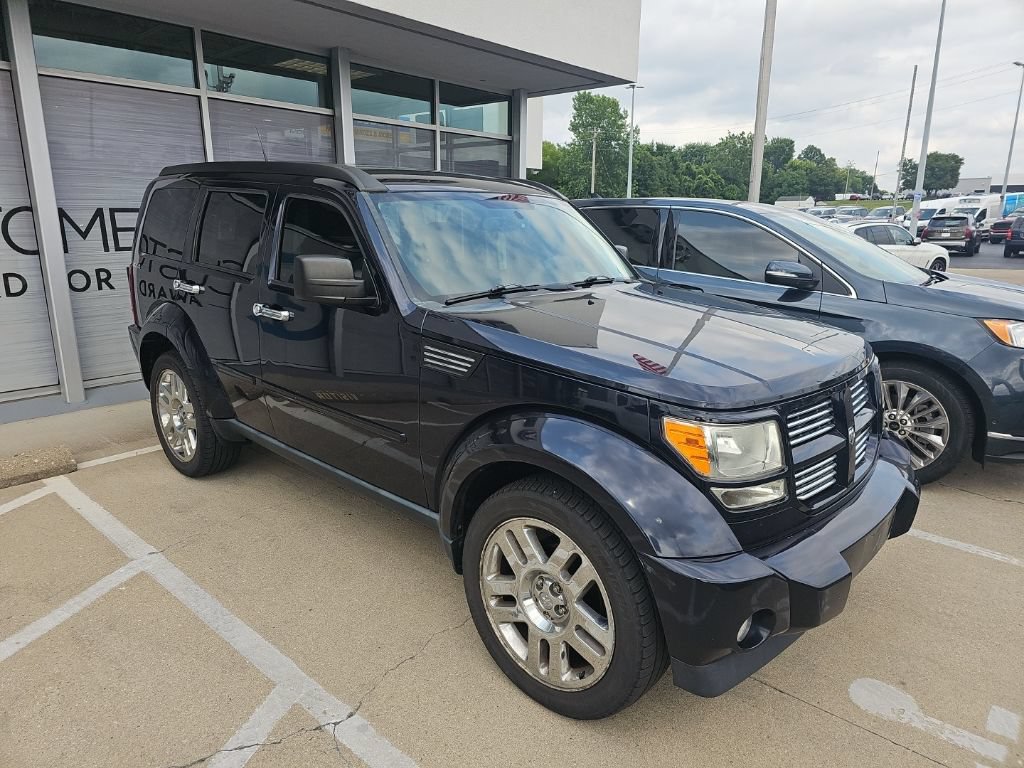 Used 2011 Dodge Nitro Heat AWD/4WD image 3
