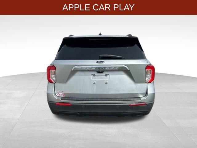 Used 2022 Ford Explorer XLT image 6