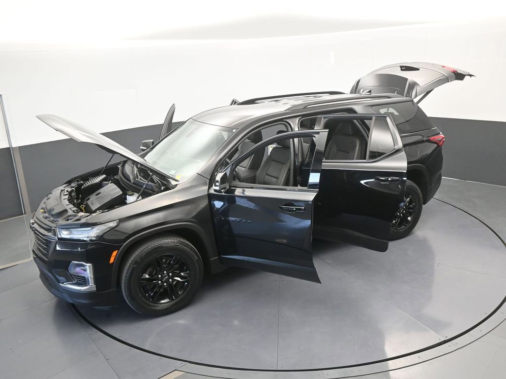 Used 2023 Chevrolet Traverse LT w/ Midnight/Sport Edition image 67