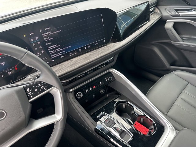 New 2025 Audi Q5 Premium image 24