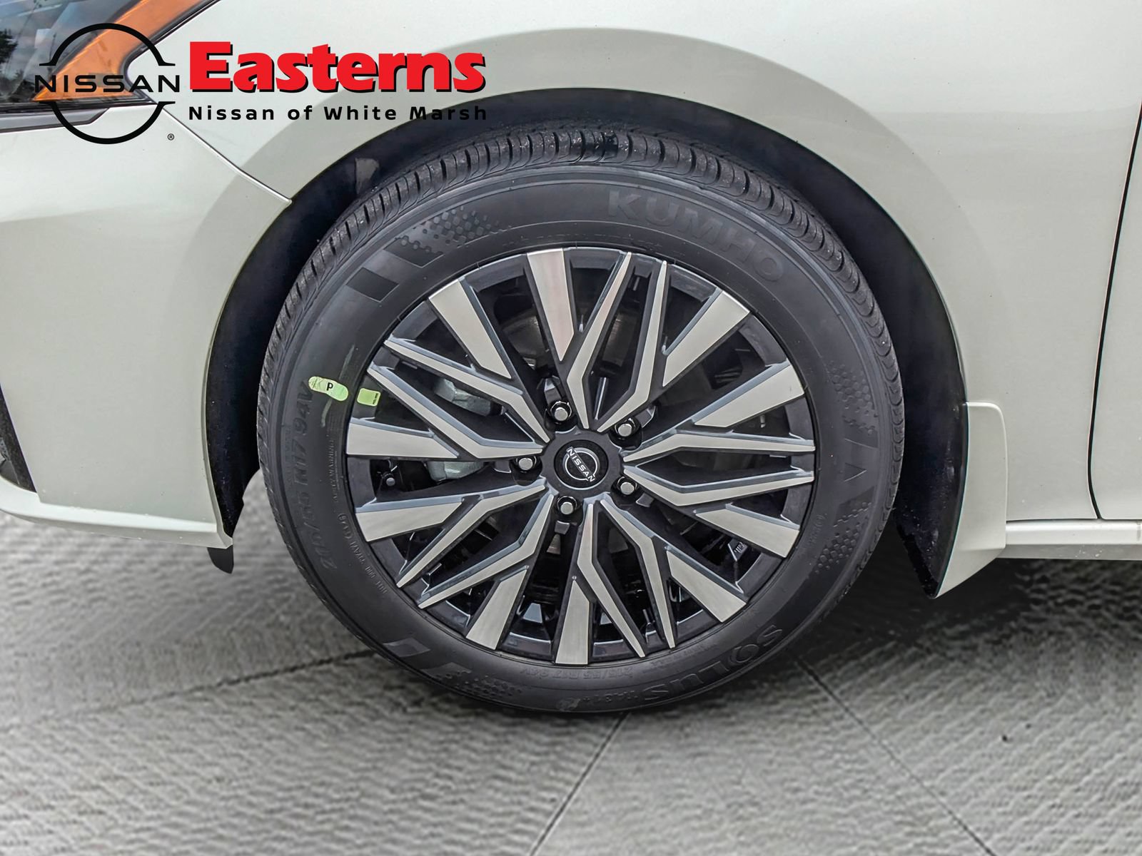 New 2026 Nissan Altima 2.5 SV FWD image 9