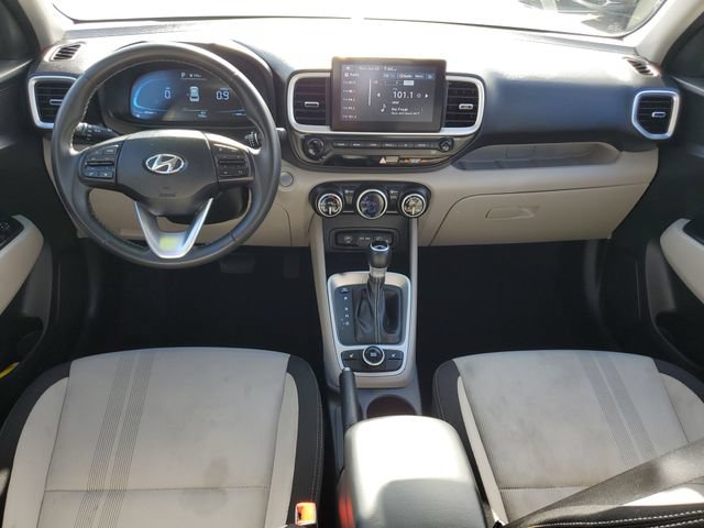 Used 2026 Hyundai Venue SEL FWD image 25