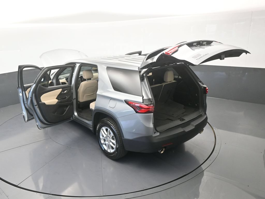 Used 2023 Chevrolet Traverse LS FWD image 62