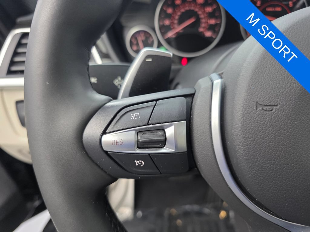 Used 2020 BMW 430i Coupe w/ M Sport Package RWD image 17