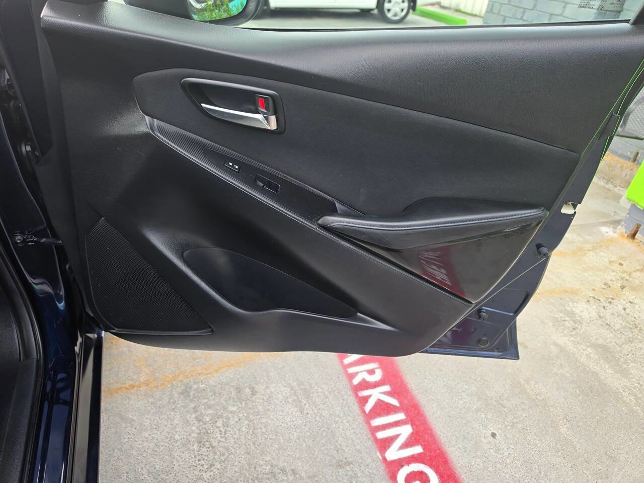 Used 2017 Toyota Yaris iA FWD image 23