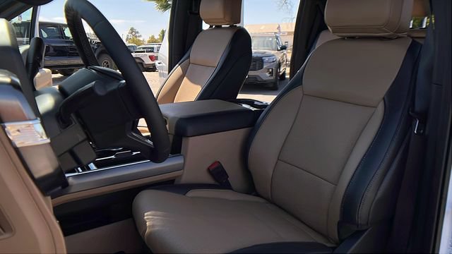New 2026 Ford F250 Lariat w/ Black Appearance Package AWD/4WD image 19