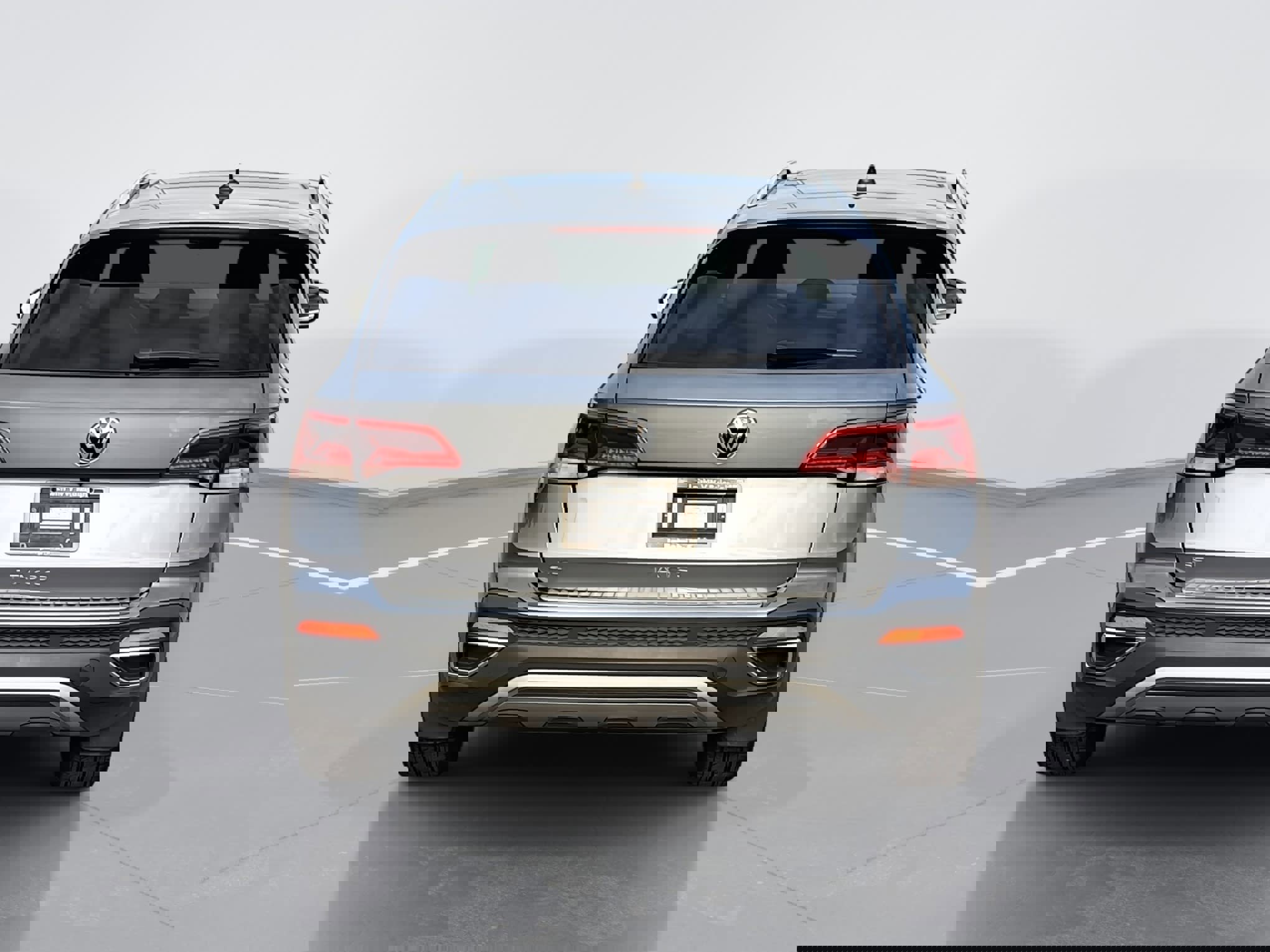 Certified 2023 Volkswagen Taos SE image 4