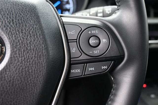Certified 2024 Toyota Venza LE AWD/4WD image 20