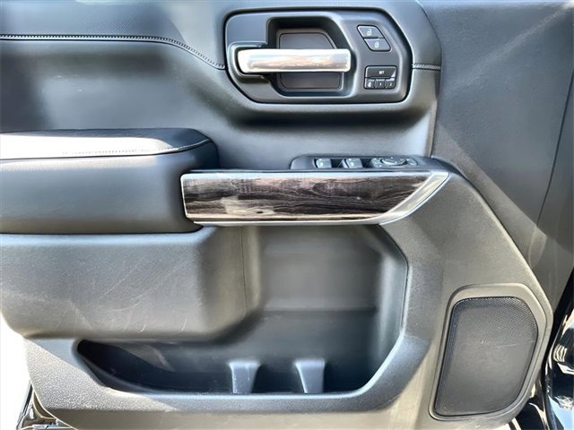 Certified 2022 Chevrolet Silverado 2500 LTZ w/ LTZ Plus Package image 22