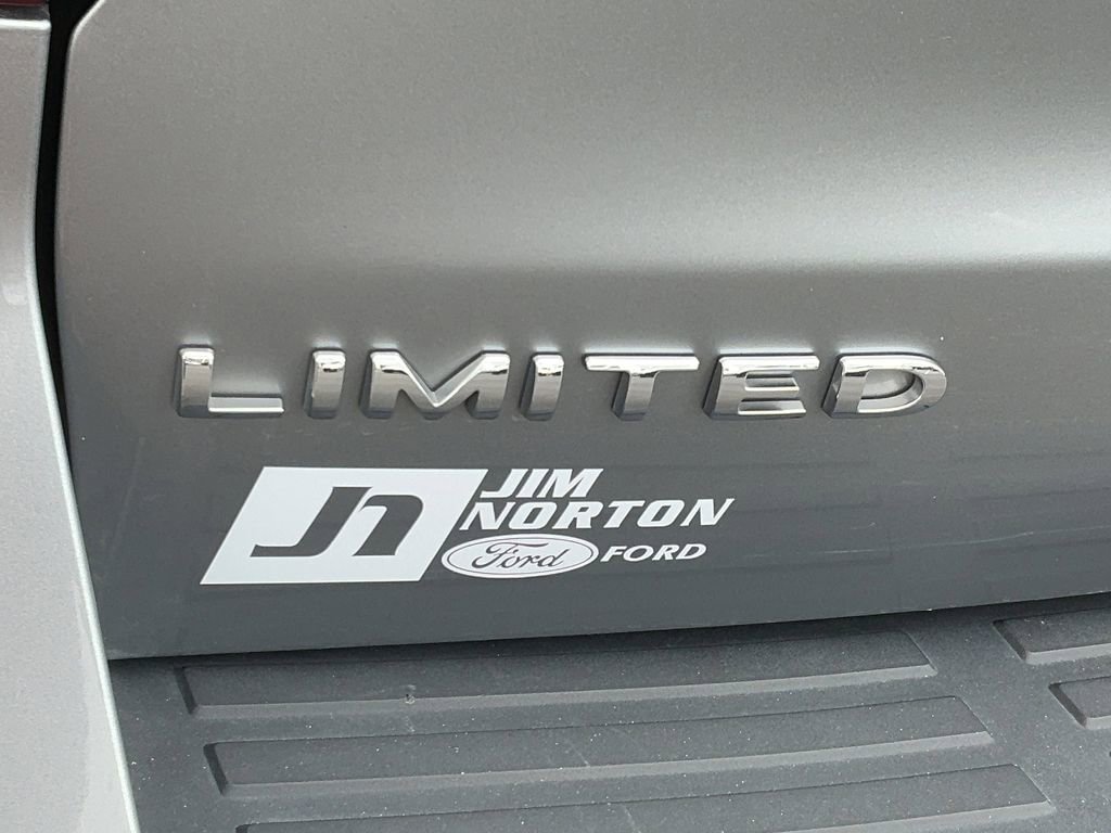 Used 2024 Ford Expedition Limited AWD/4WD image 13