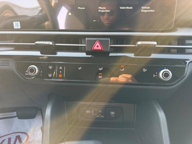 New 2026 Kia Sportage LX w/ LX Convenience Package AWD/4WD image 12