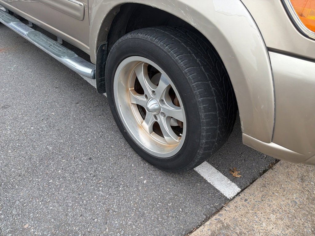 Used 2005 Toyota Tundra SR5 image 6