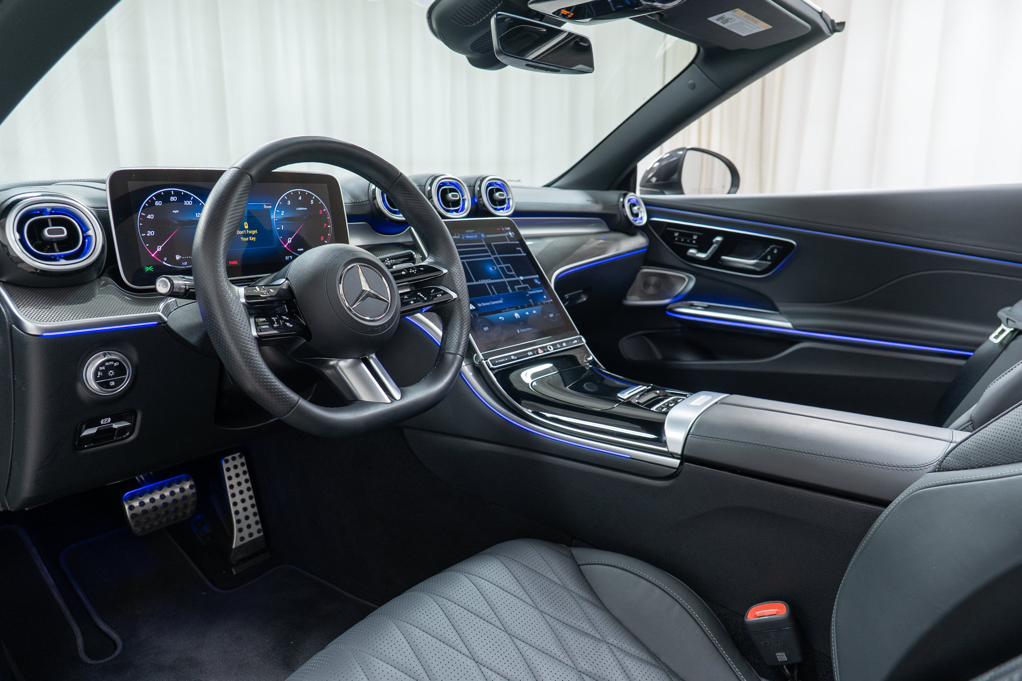 Certified 2024 Mercedes-Benz CLE 450 4MATIC Cabriolet image 13