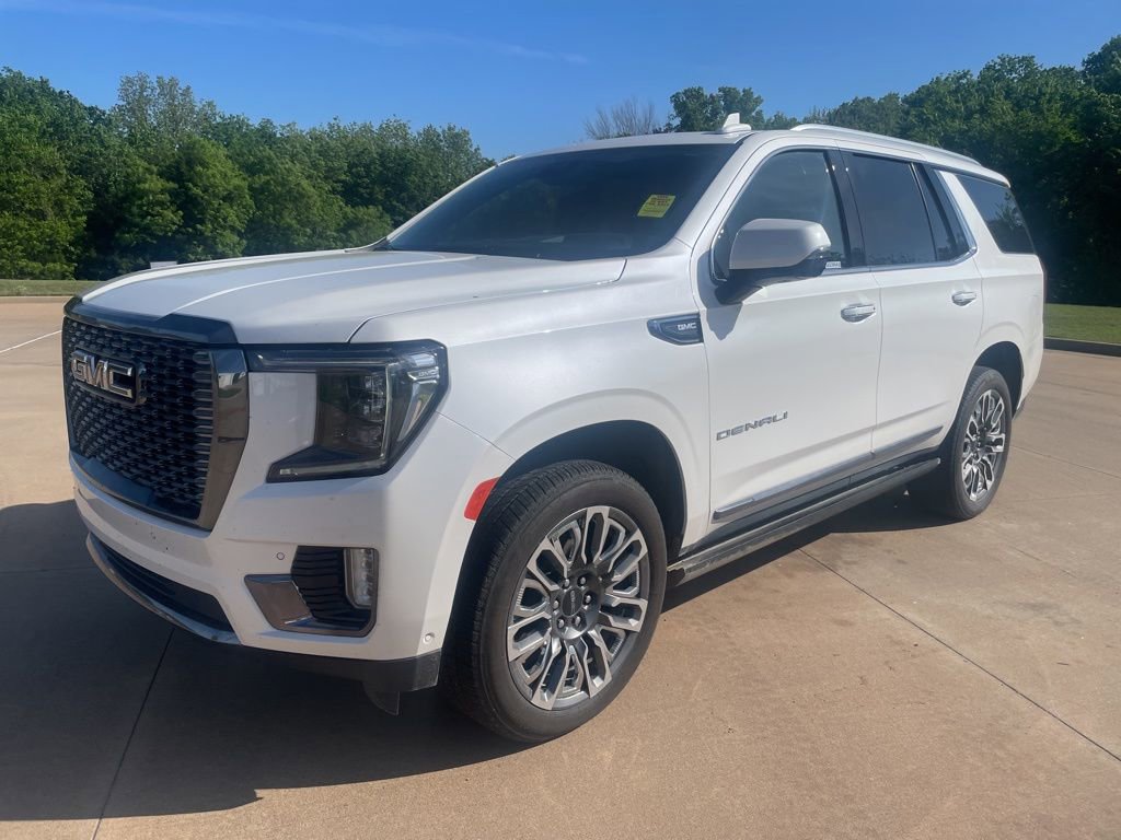 Used 2024 GMC Yukon Denali Ultimate AWD/4WD image 1