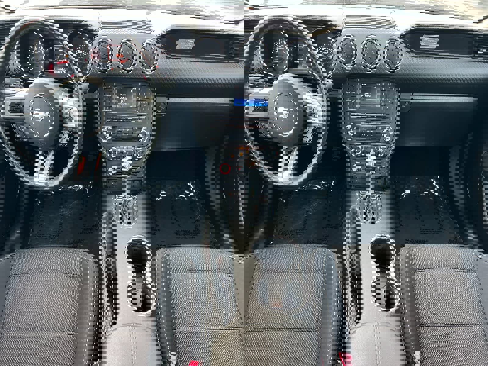 Used 2015 Ford Mustang Coupe image 3