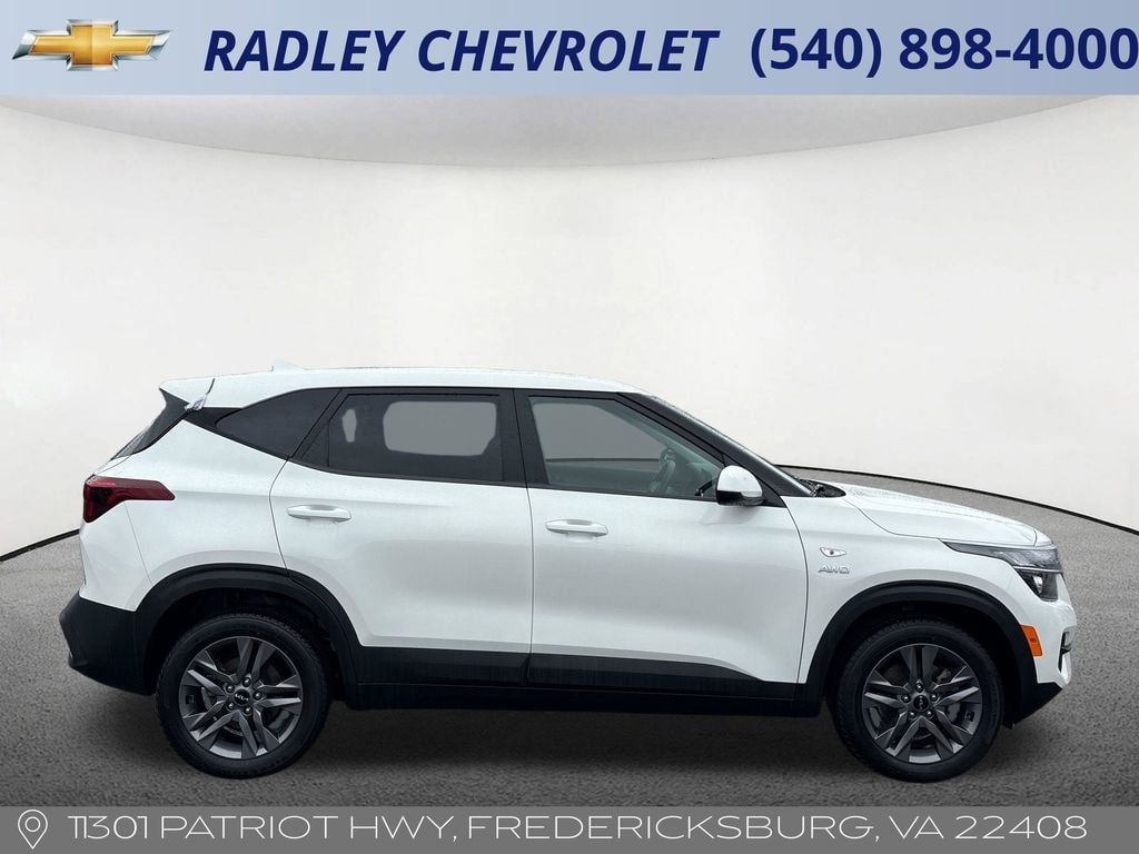 Used 2023 Kia Seltos LX AWD/4WD image 31