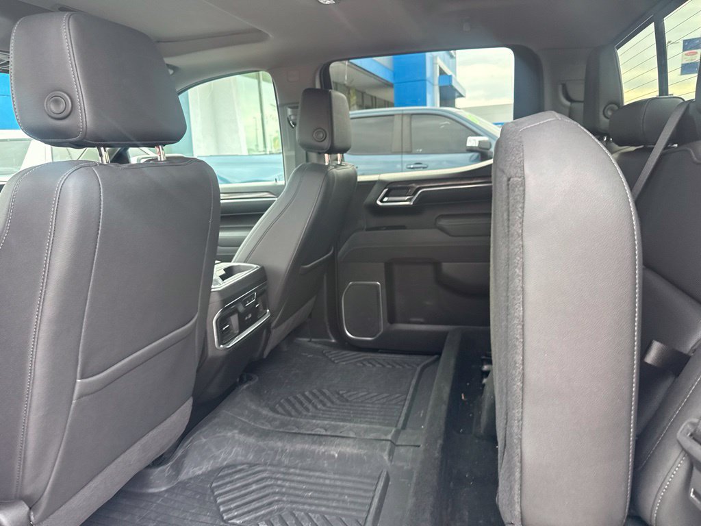 Used 2025 Chevrolet Silverado 1500 LTZ w/ LTZ Premium Package AWD/4WD image 11
