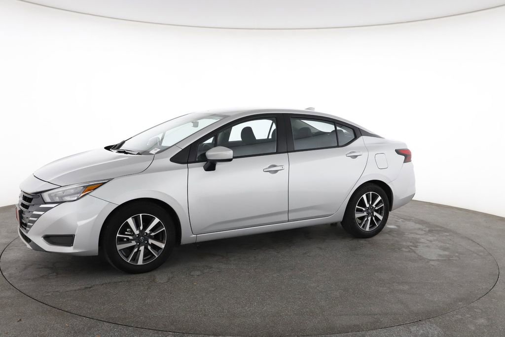 Used 2025 Nissan Versa SV image 6