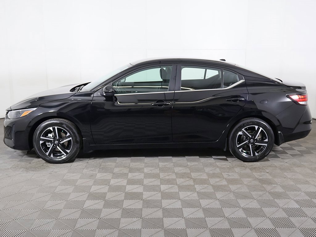 Used 2024 Nissan Sentra SV image 15