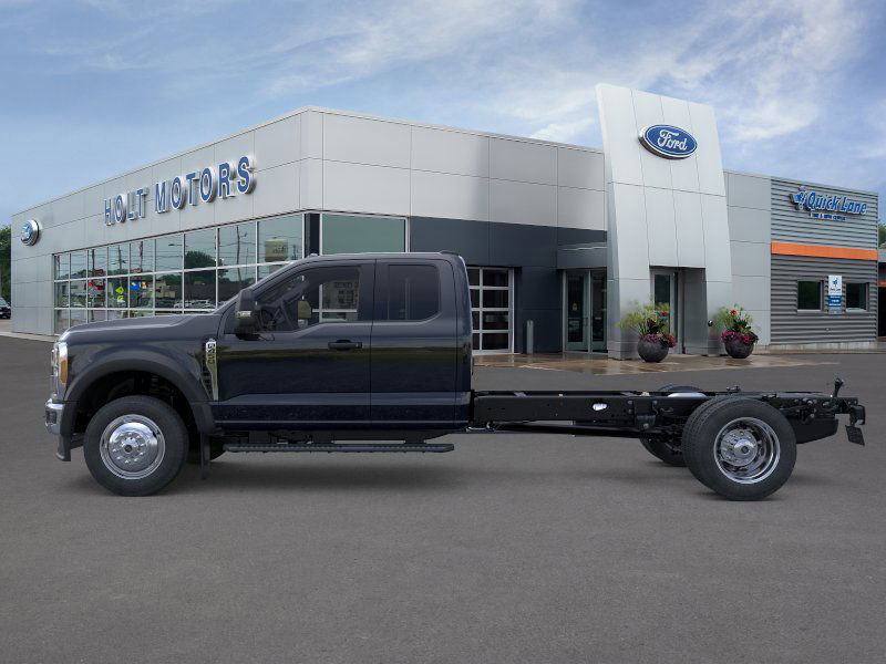 New 2026 Ford F450 XL w/ XL Chrome Package image 4