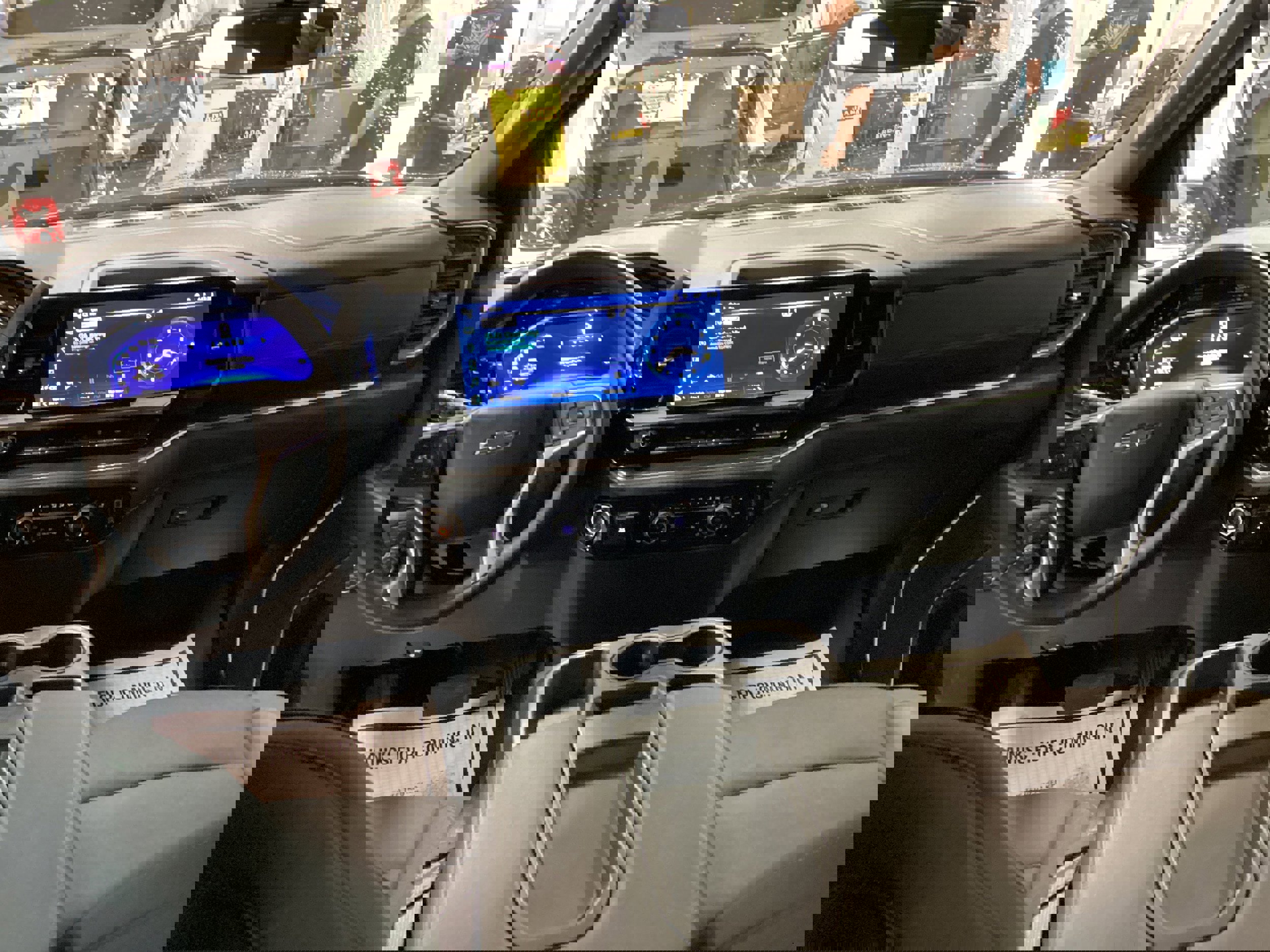 Used 2023 Chevrolet Silverado 1500 RST w/ Protection Package image 15