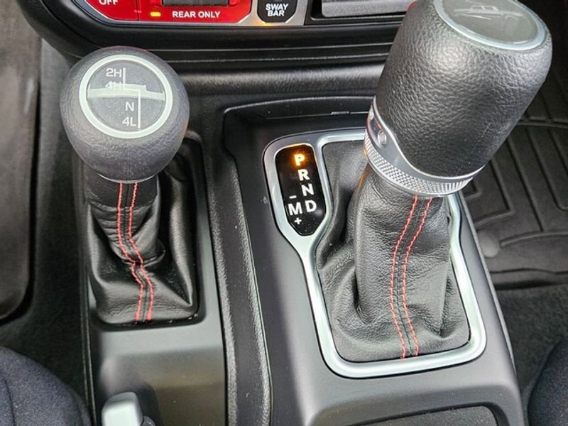 Used 2022 Jeep Gladiator Rubicon image 24