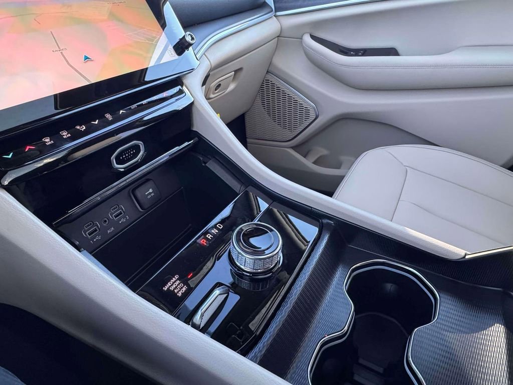 New 2026 Jeep Grand Cherokee Limited image 18