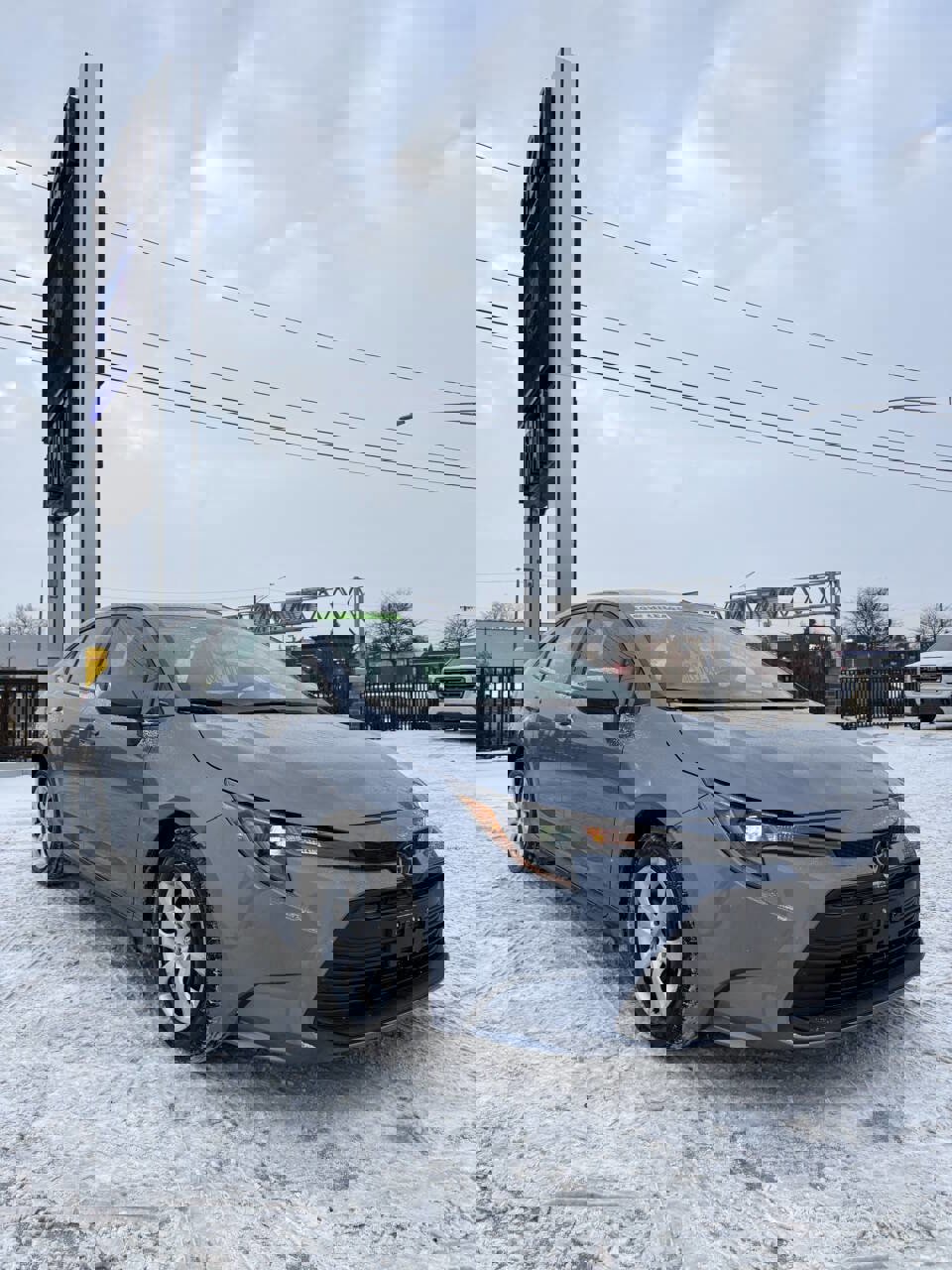 Used 2024 Toyota Corolla LE image 1