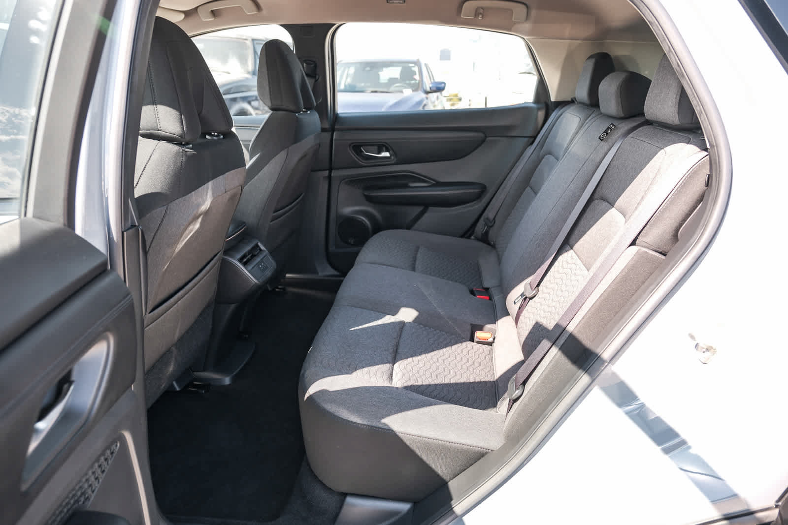 Used 2023 Nissan Ariya FWD image 19