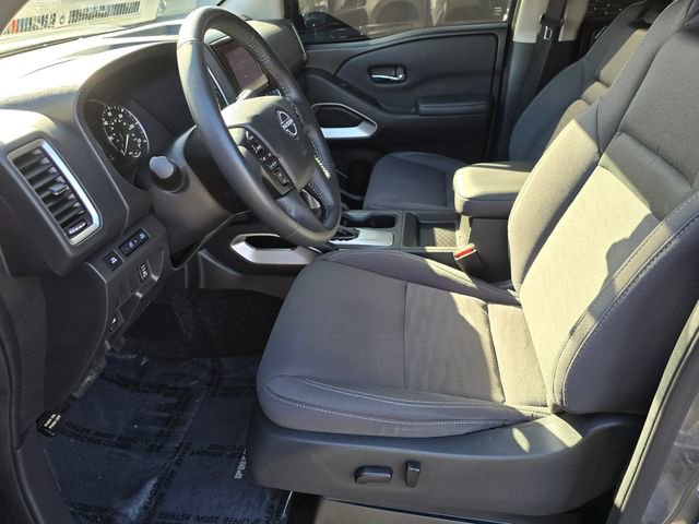 Used 2023 Nissan Frontier SV w/ Technology Package image 18