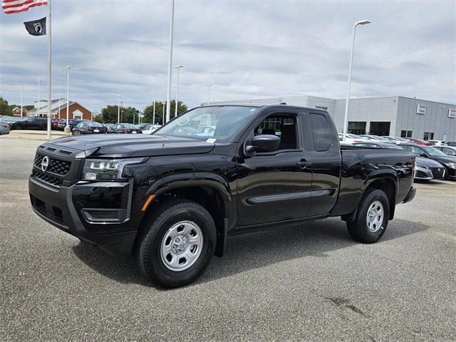 New 2026 Nissan Frontier S image 3