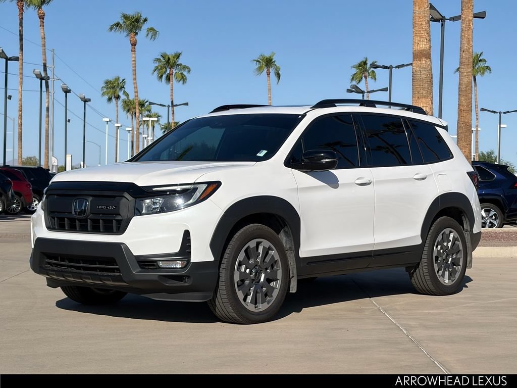 Used 2025 Honda Passport Black Edition image 2