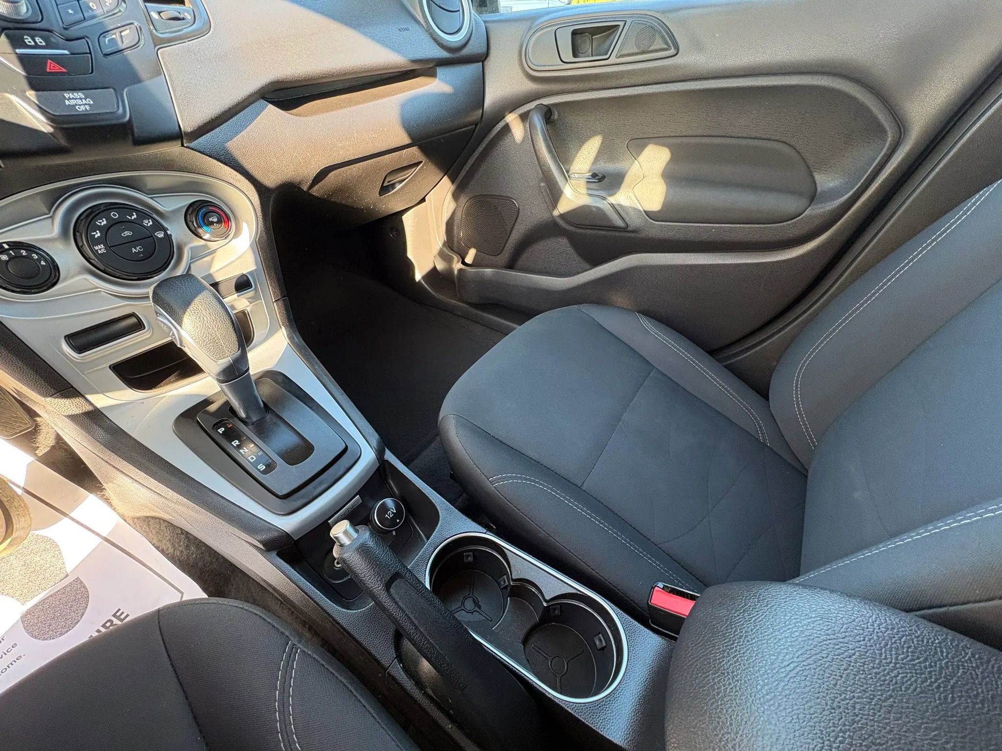 Used 2019 Ford Fiesta SE FWD image 13