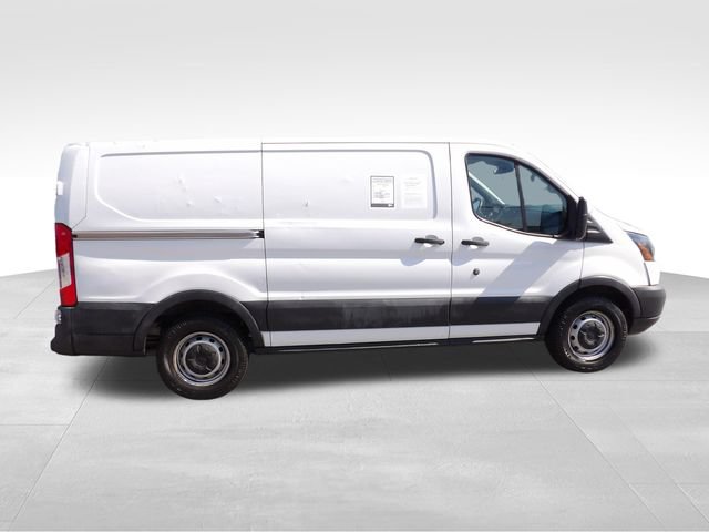 Used 2016 Ford Transit 150 130 Low Roof RWD image 12
