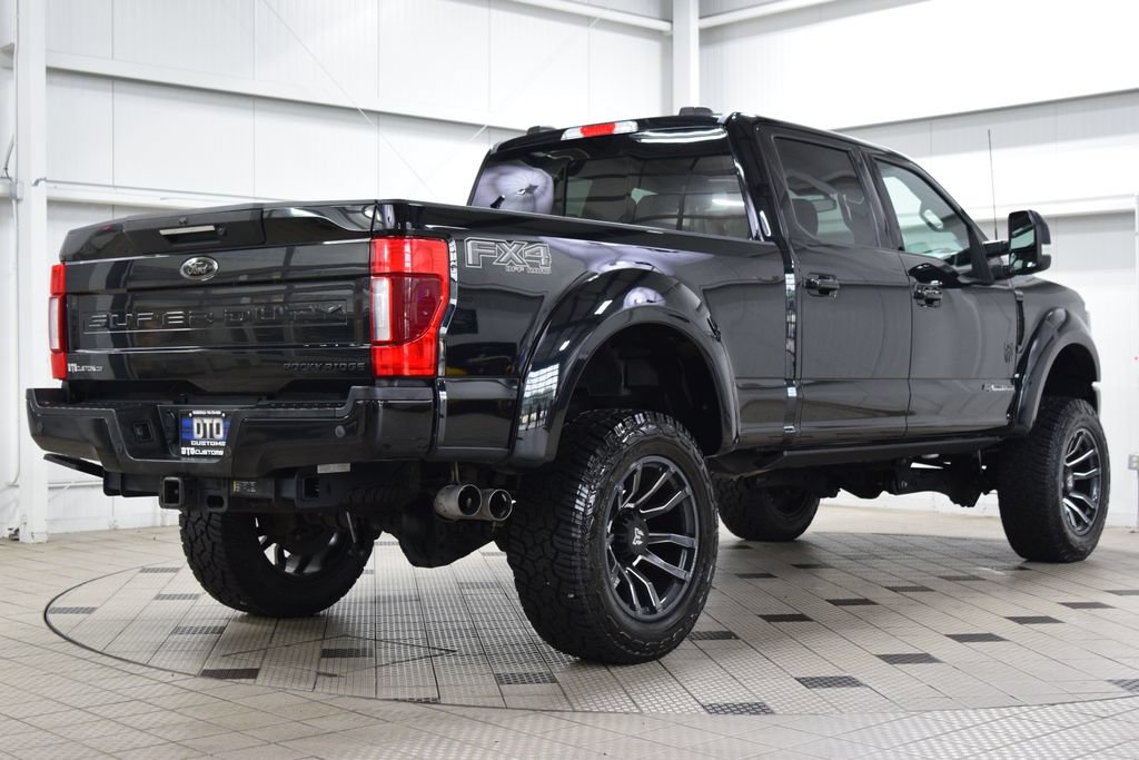Used 2022 Ford F250 Lariat w/ Black Appearance Package AWD/4WD image 8