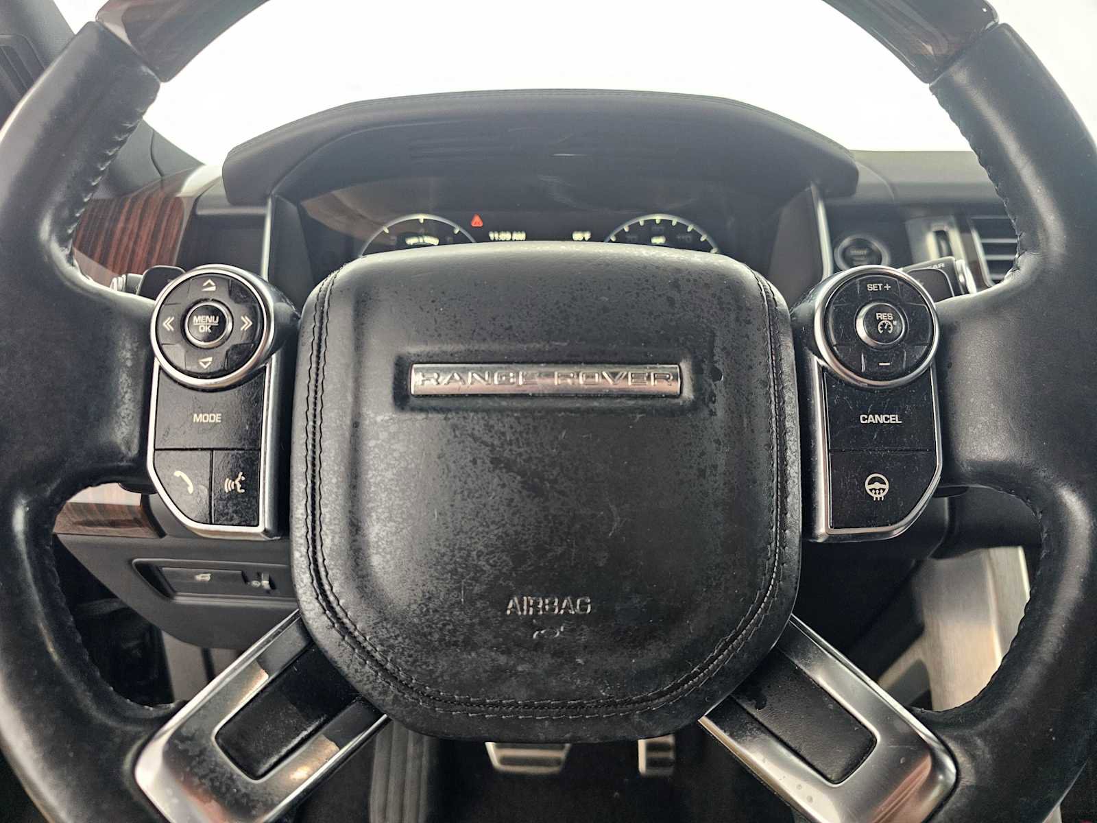 Used 2015 Land Rover Range Rover Supercharged image 22