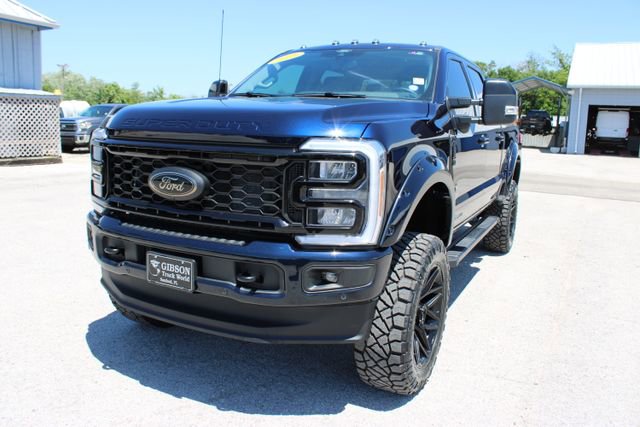 Used 2025 Ford F250 Lariat w/ Lariat Ultimate Package AWD/4WD image 3