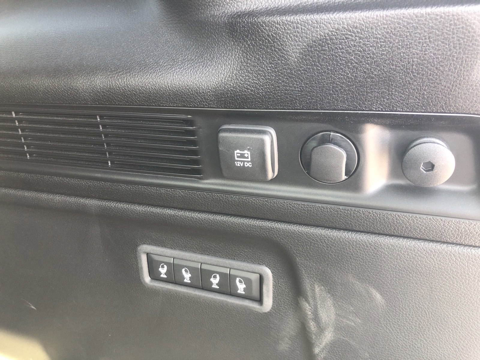 Used 2024 Jeep Wagoneer L Series II w/ Flexible Seating Group image 44