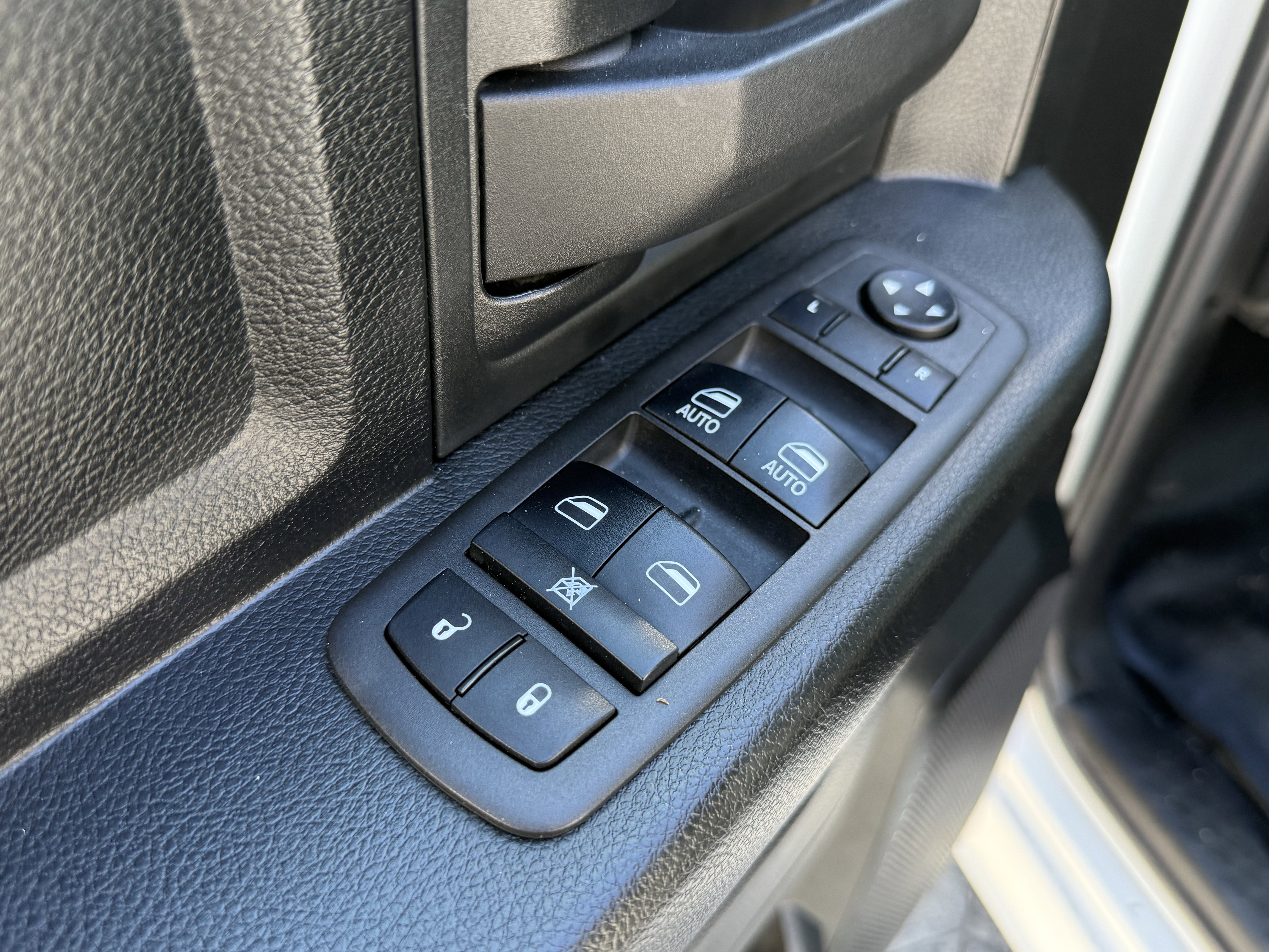 Used 2021 RAM 1500 Tradesman image 12