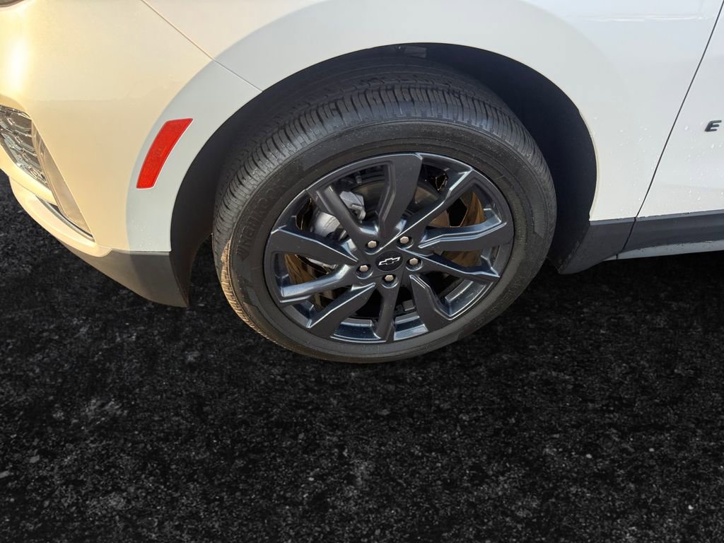 Certified 2023 Chevrolet Equinox RS image 9