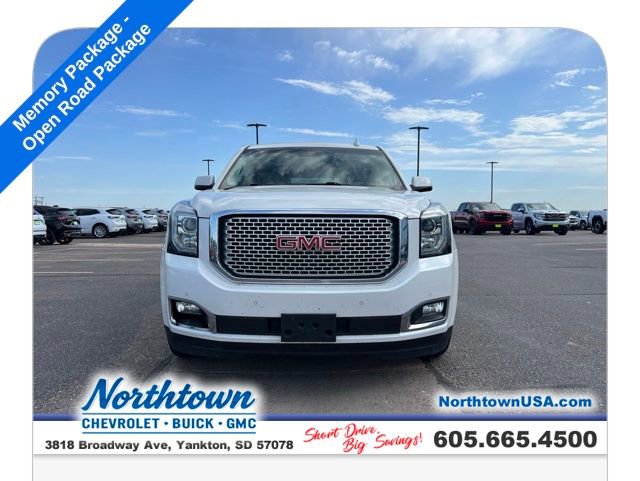 Used 2017 GMC Yukon Denali w/ Open Road Package AWD/4WD image 3