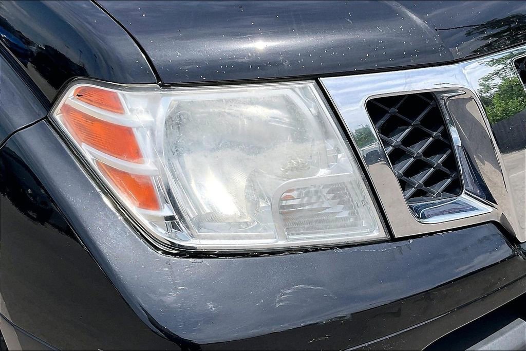 Used 2016 Nissan Frontier SV RWD image 37