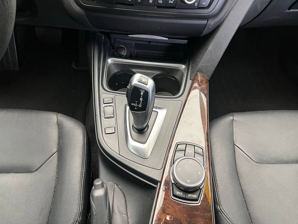 Used 2015 BMW 328i xDrive Sedan AWD/4WD image 11