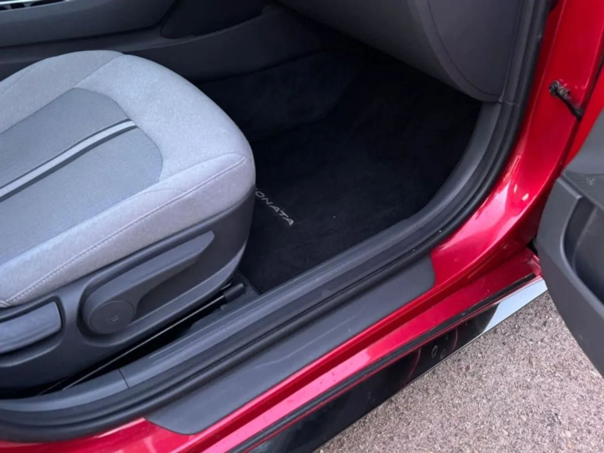 Used 2020 Hyundai Sonata SEL w/ Convenience + Sunroof Package FWD image 14