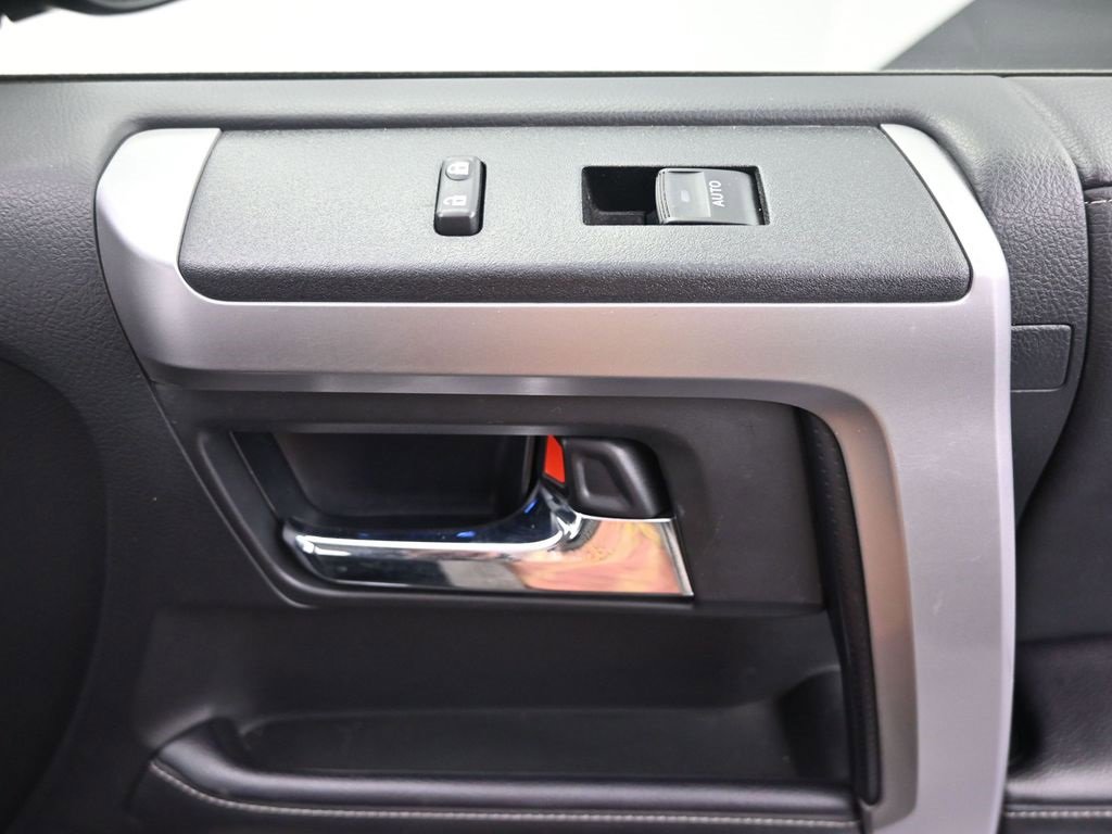 Used 2022 Toyota 4Runner Limited image 13